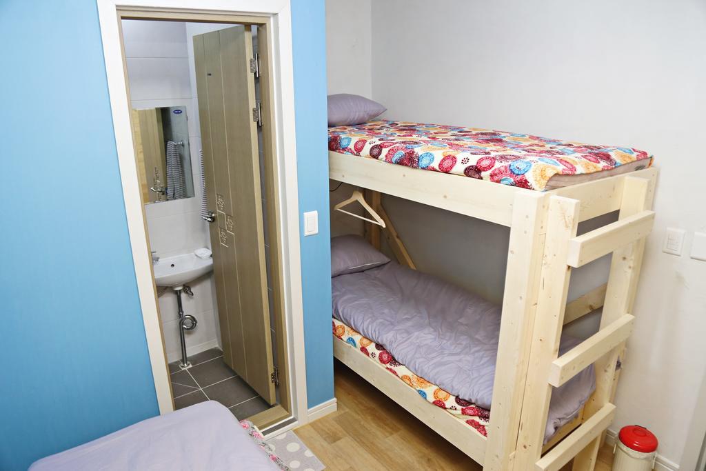 Op 102 Guesthouse Кьонджу Екстер'єр фото