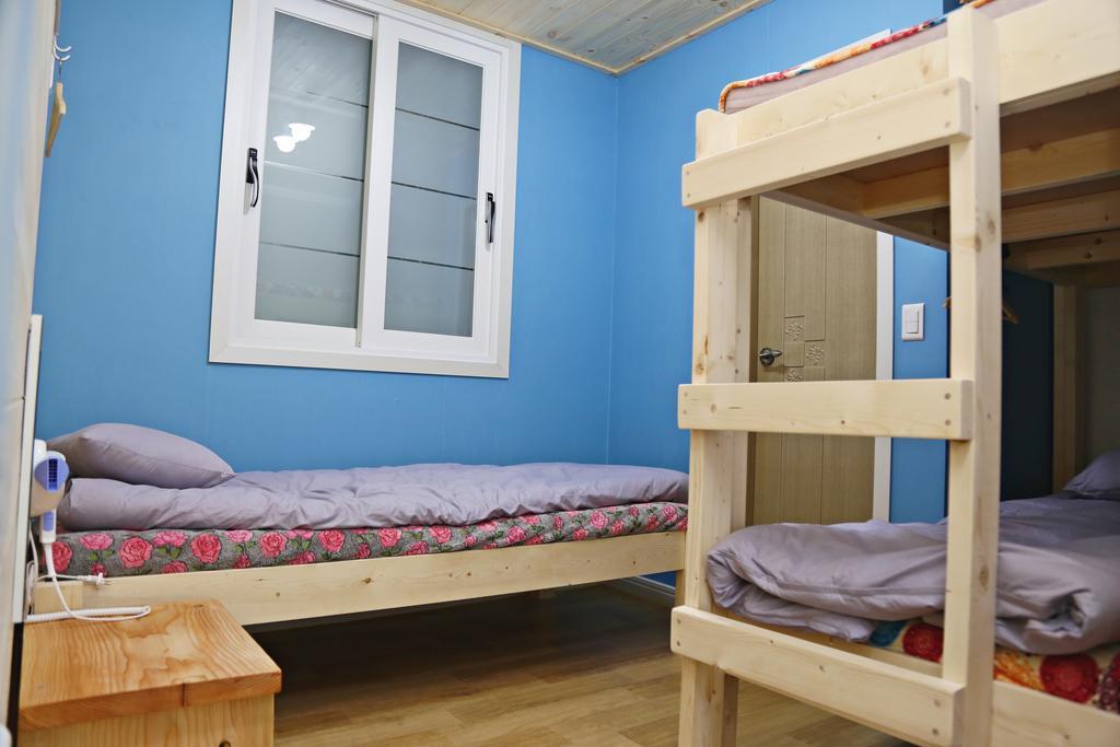 Op 102 Guesthouse Кьонджу Екстер'єр фото
