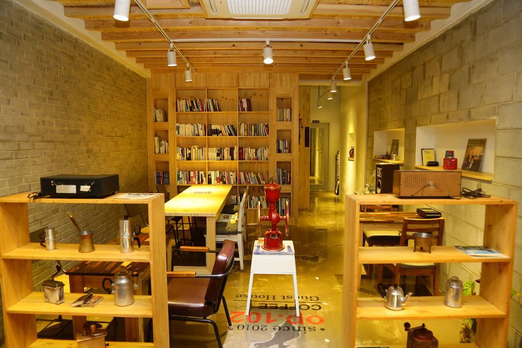 Op 102 Guesthouse Кьонджу Екстер'єр фото