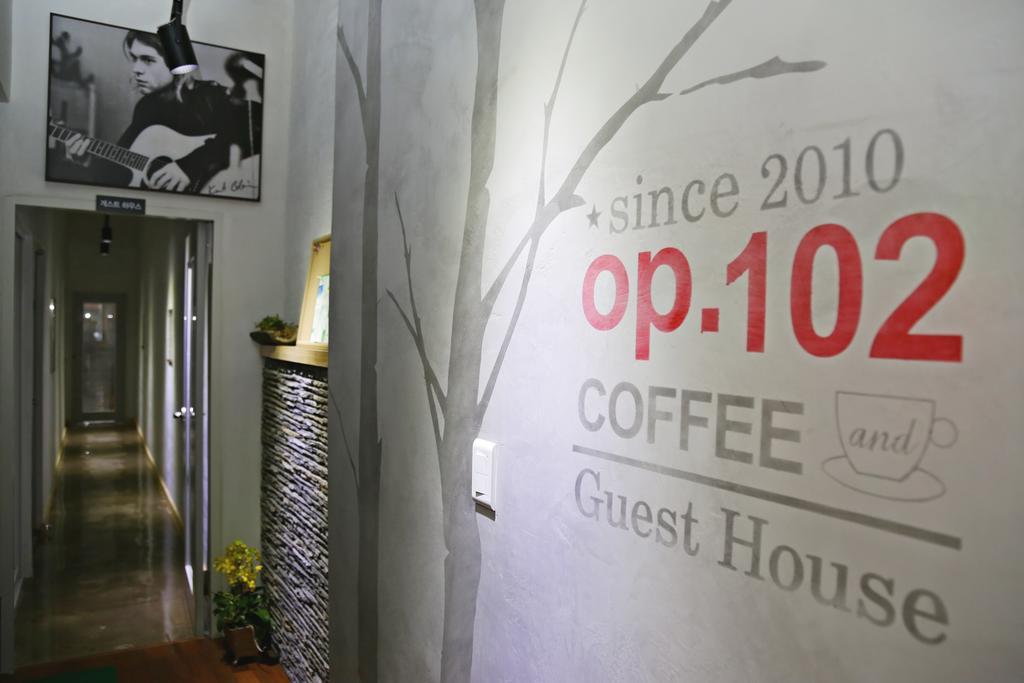 Op 102 Guesthouse Кьонджу Екстер'єр фото
